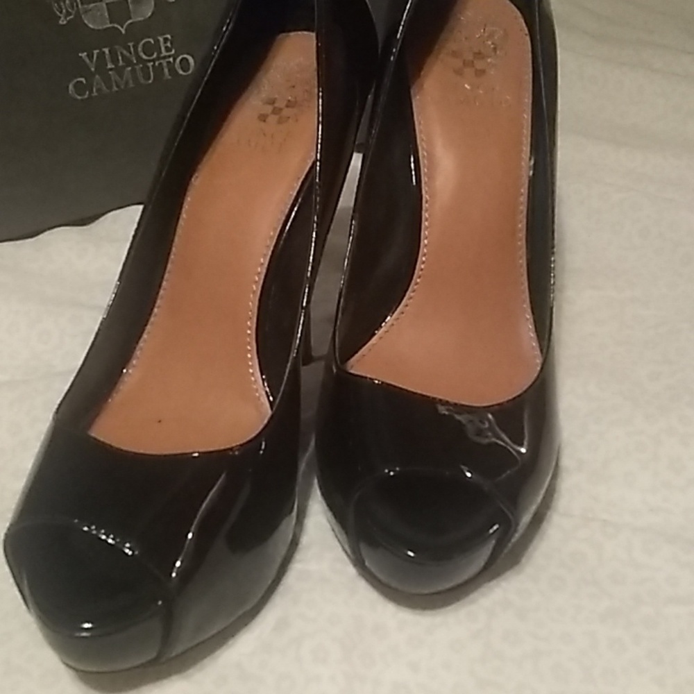 Heels - Picture 5 of 8